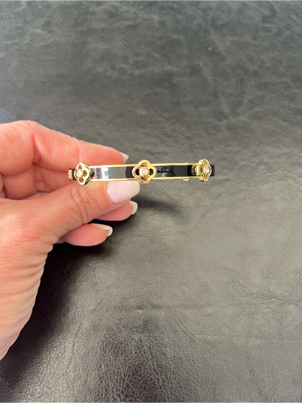 Henri Bendel New York Gold-Tone Black Enamel Crystal Hinged Bangle Bracelet NWT